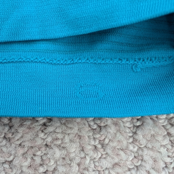 Lululemon Swiftly Tech Long Sleeved 2.0, Turquoise Tide, Size 6 - Picture 5 of 6